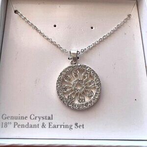 Women's Genuine Crystal 18" Pendant |‎ Necklace only.